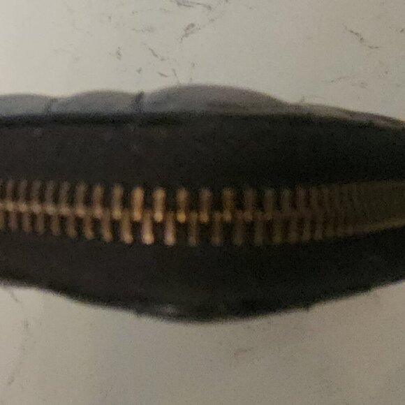 Gucci GG Marmont Zip Around Leather Wallet Black, Authentic - Picture 7 of 12